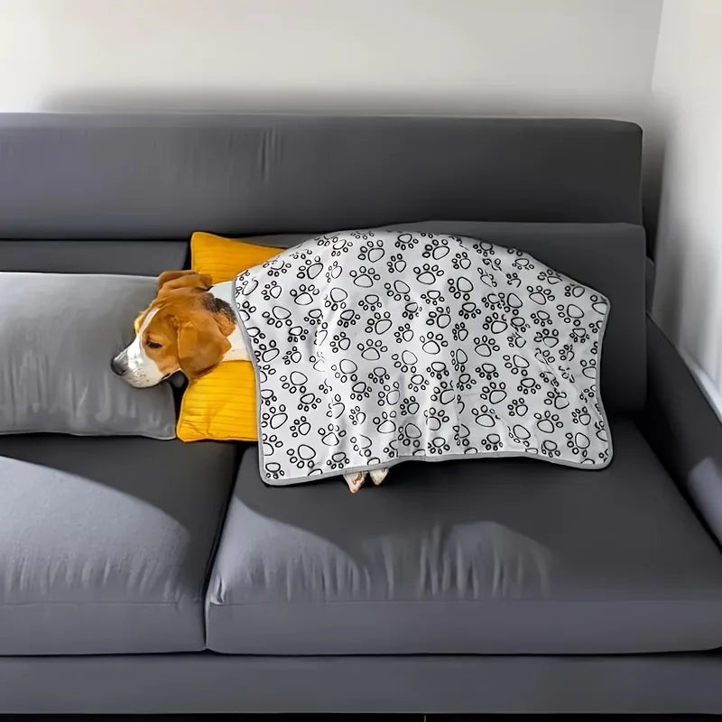 Soft Flannel Pet Blanket for Dogs Cats Plush Mat Dog Paw Print for Cats Dog  High Quality Dog Blanket Pet Mat Warm Dog Supplies